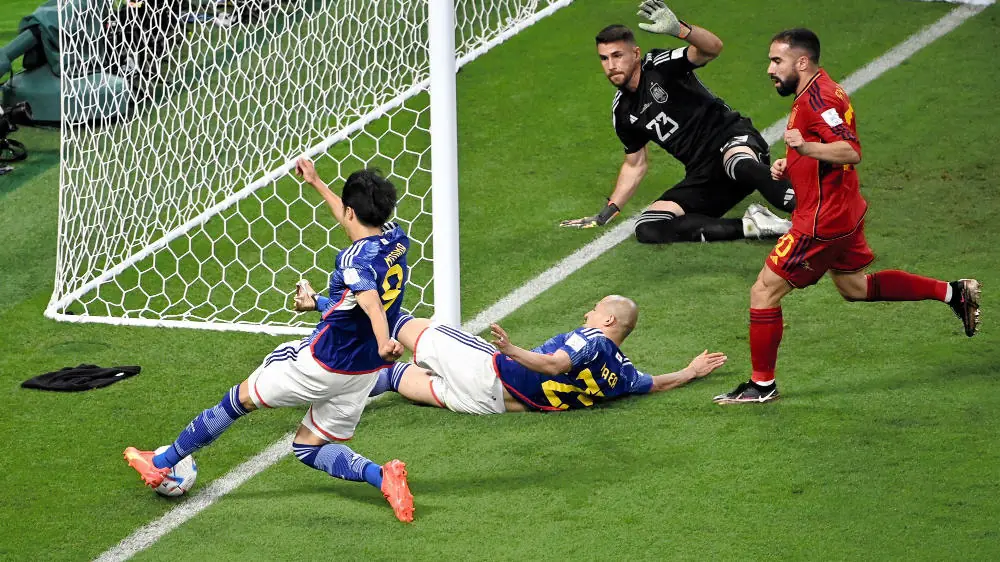 Japan versus Spain in the Football World Cup 2022