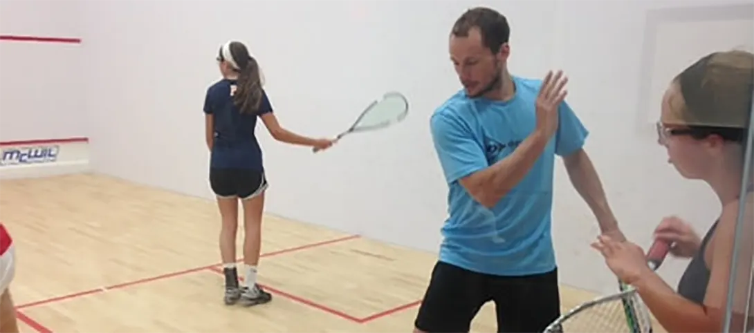 Gregory Gaultier demonstrating a backhand