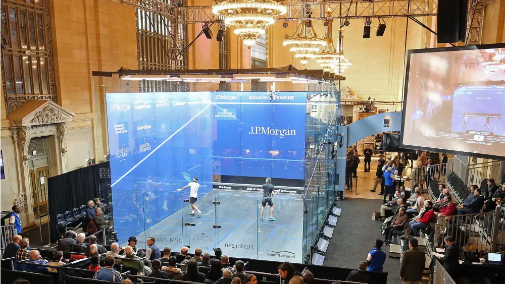 What’s The Difference Between An Open And Closed Squash Tournament?