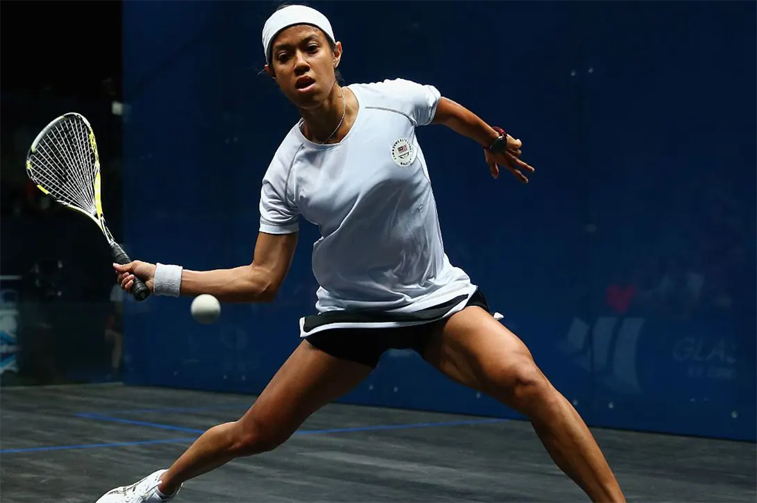 World Champion Nicol David about to hit a forehand